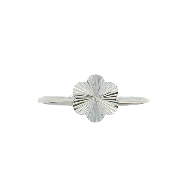 10KT White Gold Daisy Fashion Ring