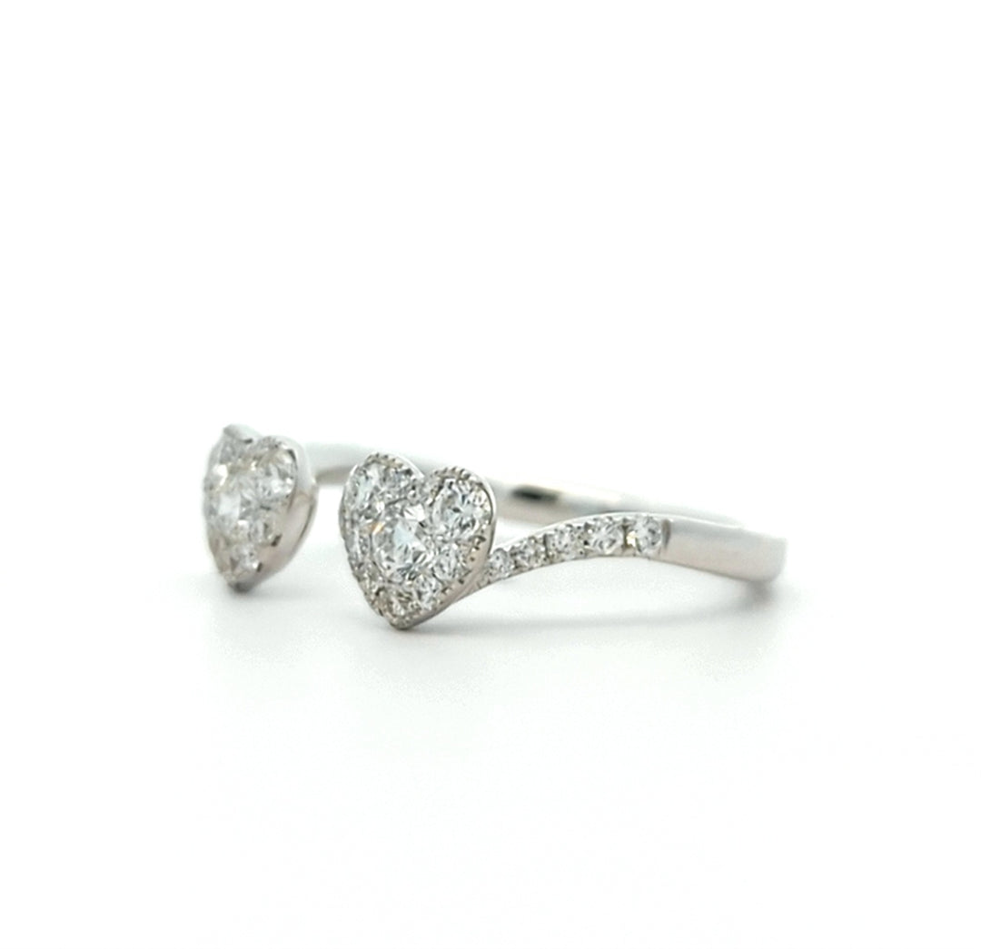 18K White Gold Diamond Heart Ring