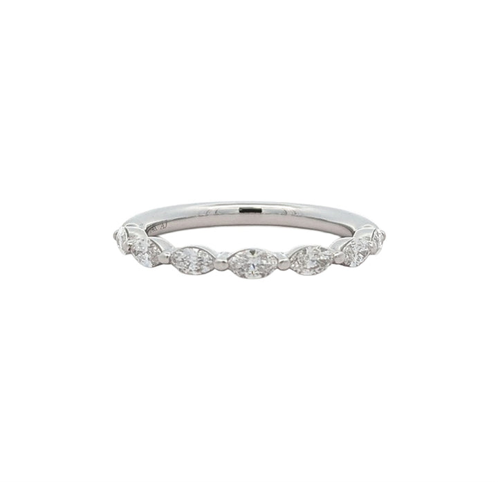 14KT White Gold 0.47ctw Diamond Band