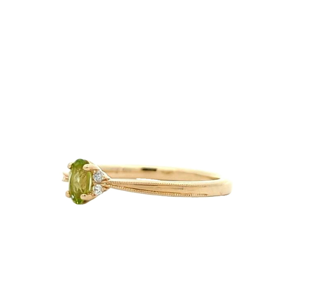 10KT Yellow Gold Peridot and 0.03ctw Diamond Ring