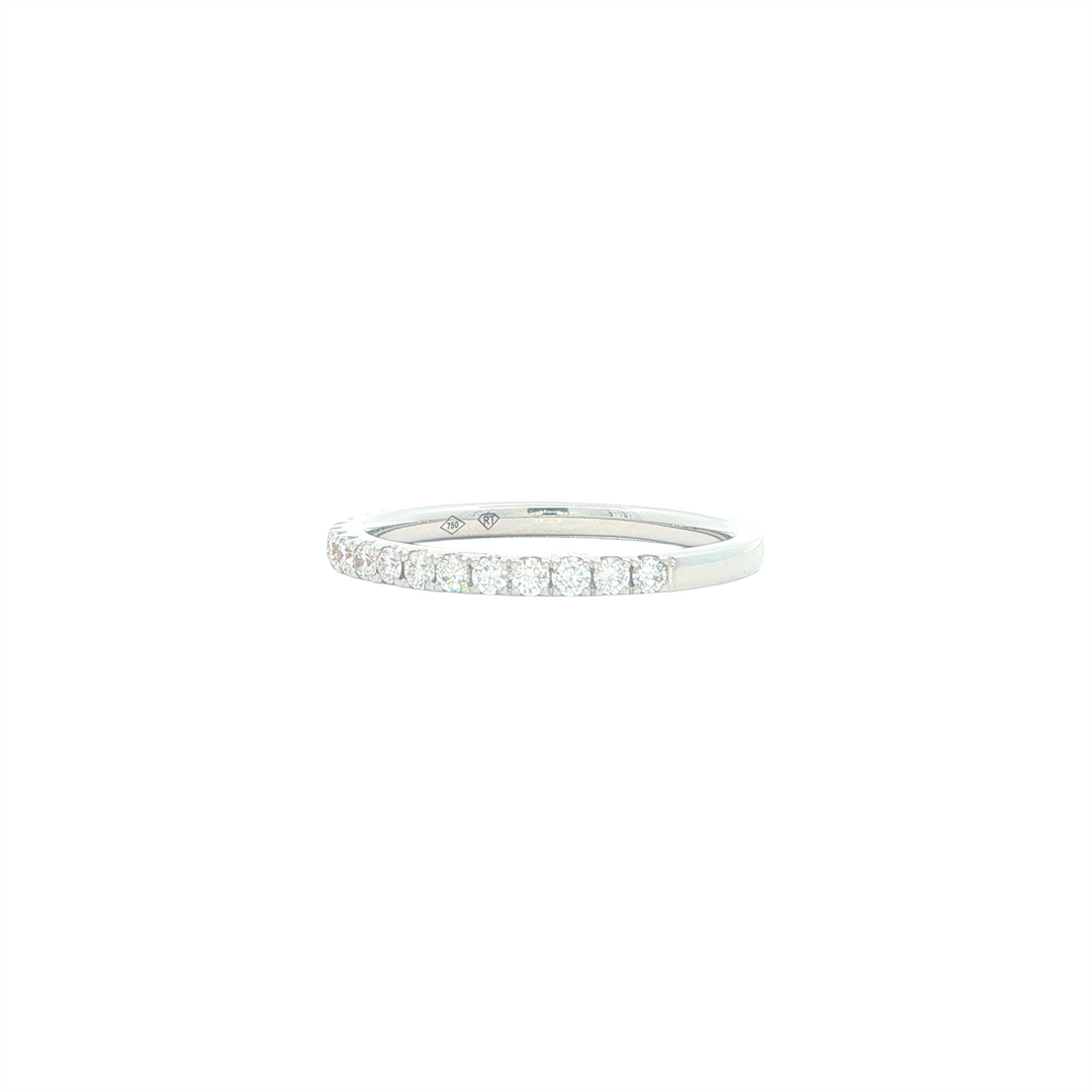 18KT White Gold 0.29ctw Diamond Band