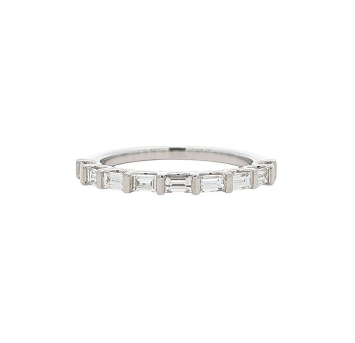 18KT White Gold 0.55ctw Diamond Band